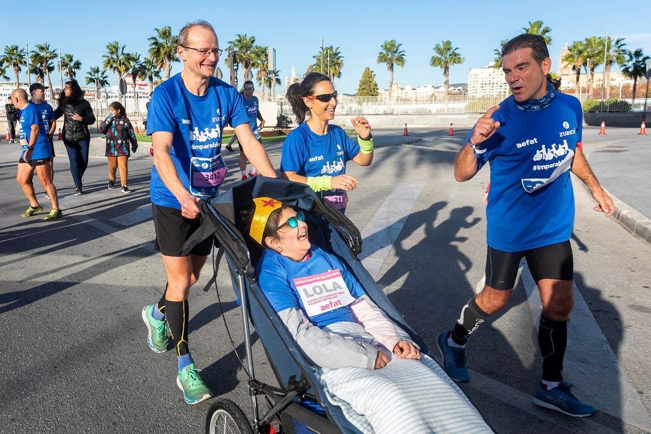 Equipo Zurich Aefat en Maratón Málaga 19 Foto Xavier dArquer 5